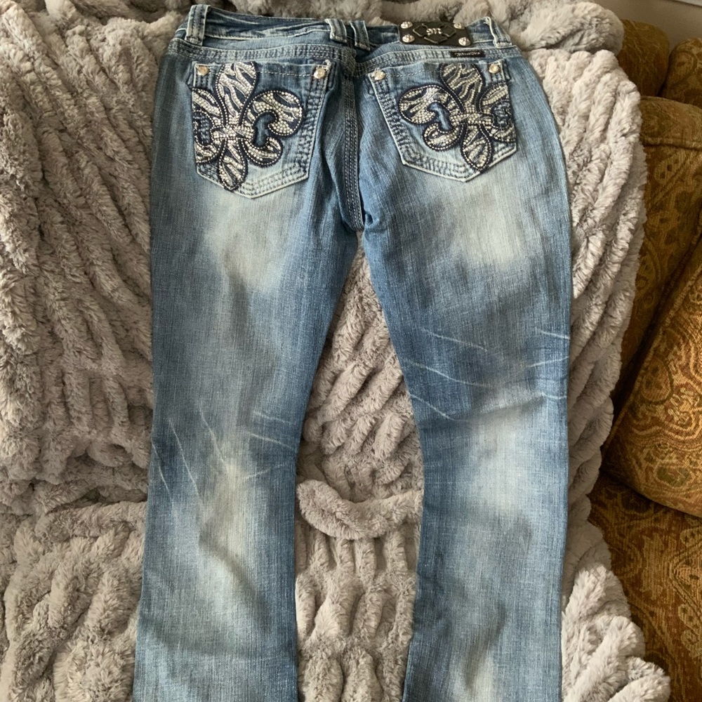 Miss me straight  cut size 28
